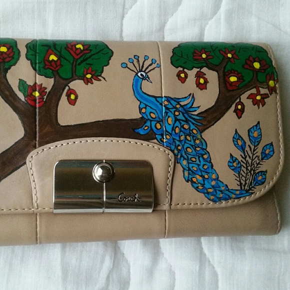 Coach wallet - Picture 2 of 8